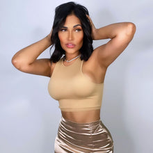 Load image into Gallery viewer, Medium Natural Layered Wigs

