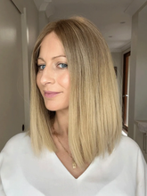 Load image into Gallery viewer, New Natural Blonde Medium Straight Hair
